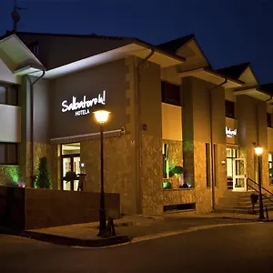 Salbatoreh Hotel